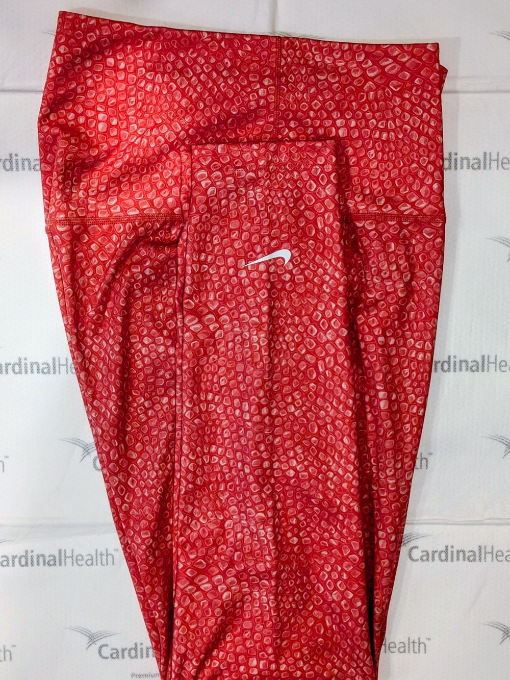 Nike Red Patterned Women's Athletic Leggings Med Super Cute.